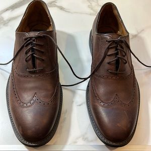 NWOT men’s Johnston & murphy brown wingtip shoes 10